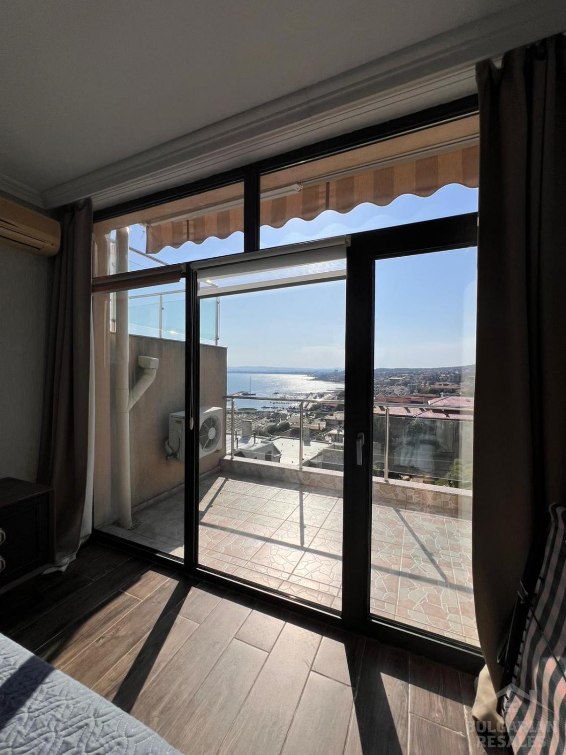 Exkluzívne! Zrekonštruovaný apartmán s krásnym výhľadom ID: 5526 - Фото10