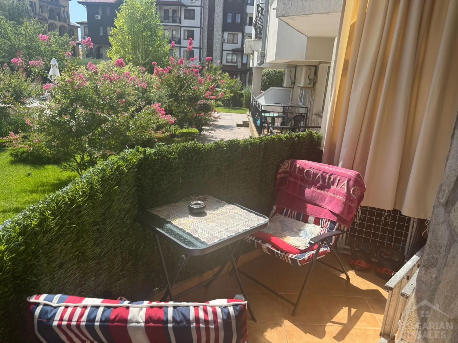 Квартира с ремонтом и мебелью в 