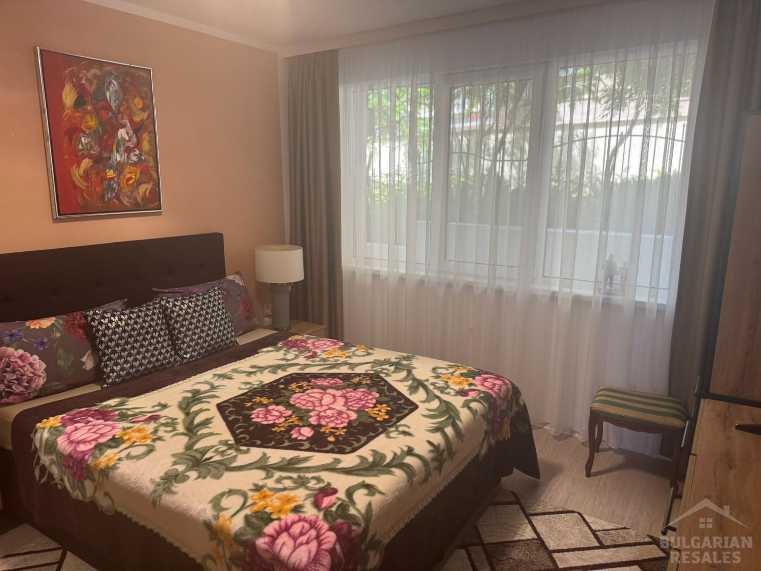 Квартира с ремонтом и мебелью в 