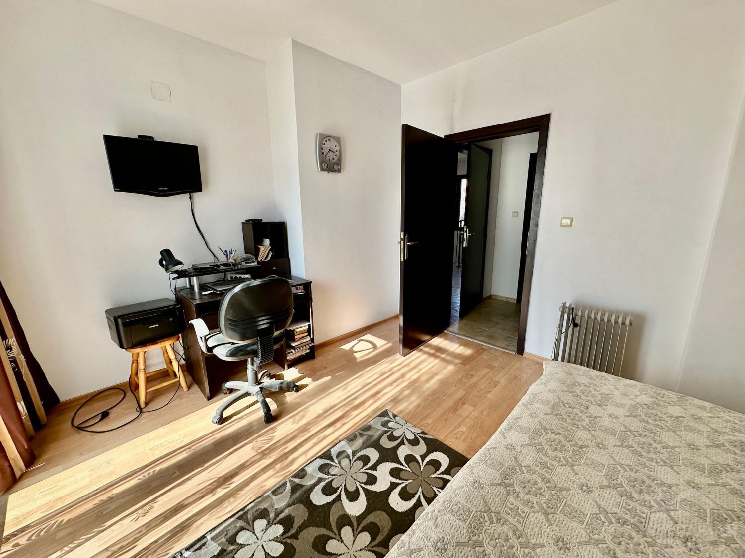 Super ponuka! Dvojpodlažná vila s krbom a saunou ID: 4852 - Фото12