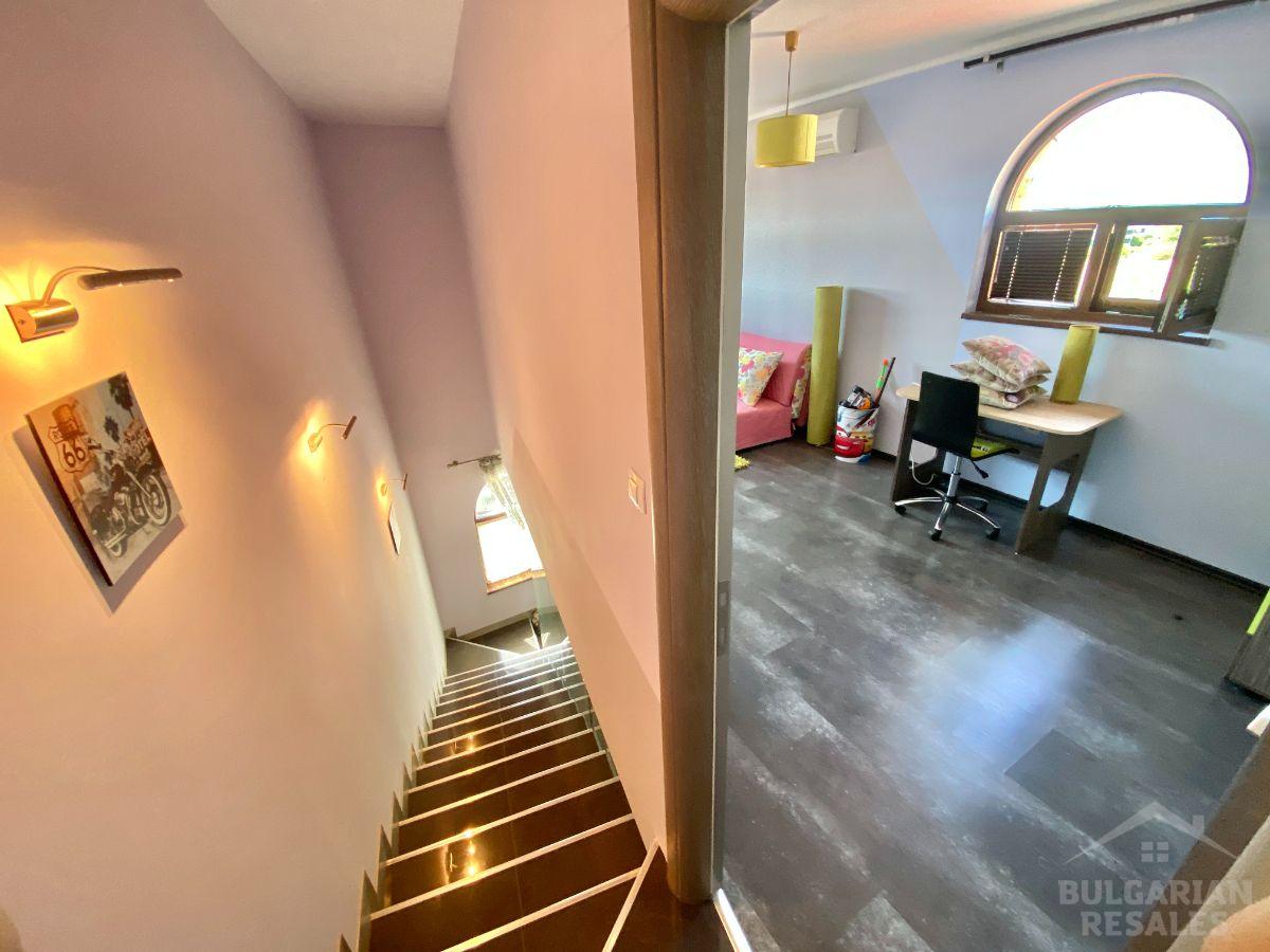 Мезонет със собствена сауна в луксозния комплекс „Естебан“ ID: 5432 - Снимка 26