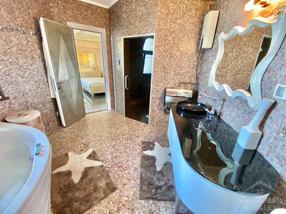 Мезонет със собствена сауна в луксозния комплекс „Естебан“ ID: 5432 - Снимка 23