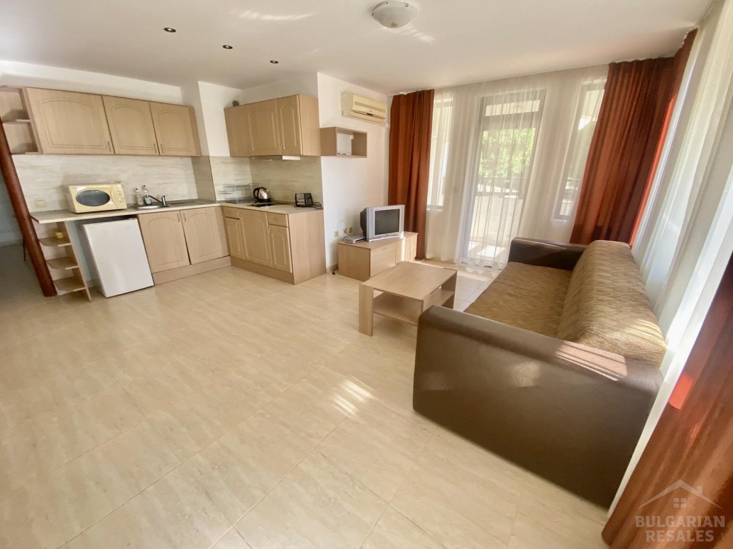 Byt v zelenej oblasti Sveti Vlas blízko mora ID: 5639 - Фото5