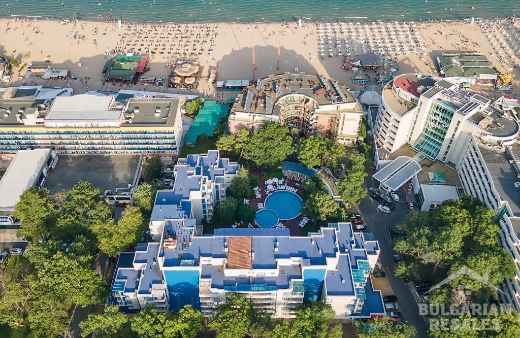 Станете собственик на просторен апартамент на брега на морето ID: 4589 - Снимка 23