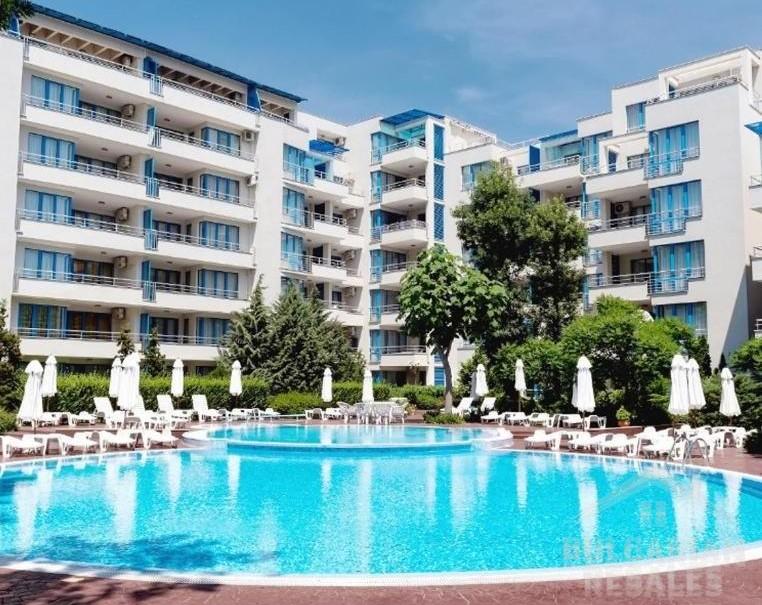 Станете собственик на просторен апартамент на брега на морето ID: 4589 - Снимка 1