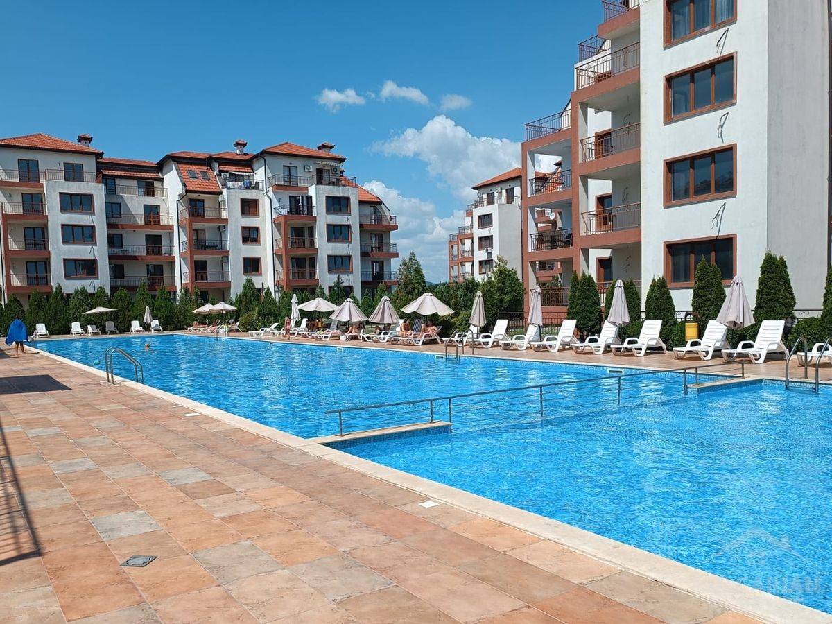 Fully furnished apartment in a complex with a wide range of amenities in Aheloy ID: 6078 - Photo 1