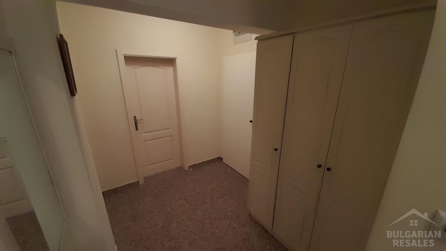 Super price on a two bedroom apartment! Don't miss the opportunity! ID: 5378 - Photo 11