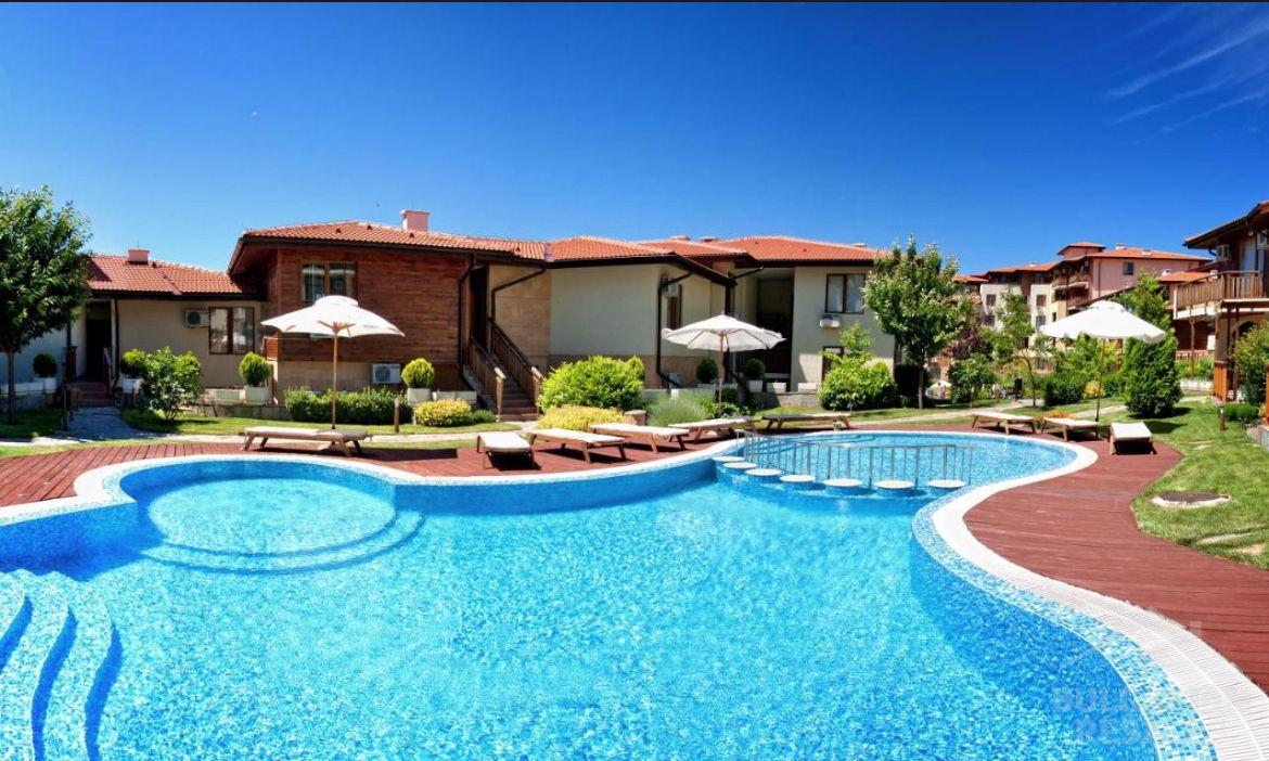 Дизайнерско студио в комплекса на първа линия ID: 4760 - Снимка 8