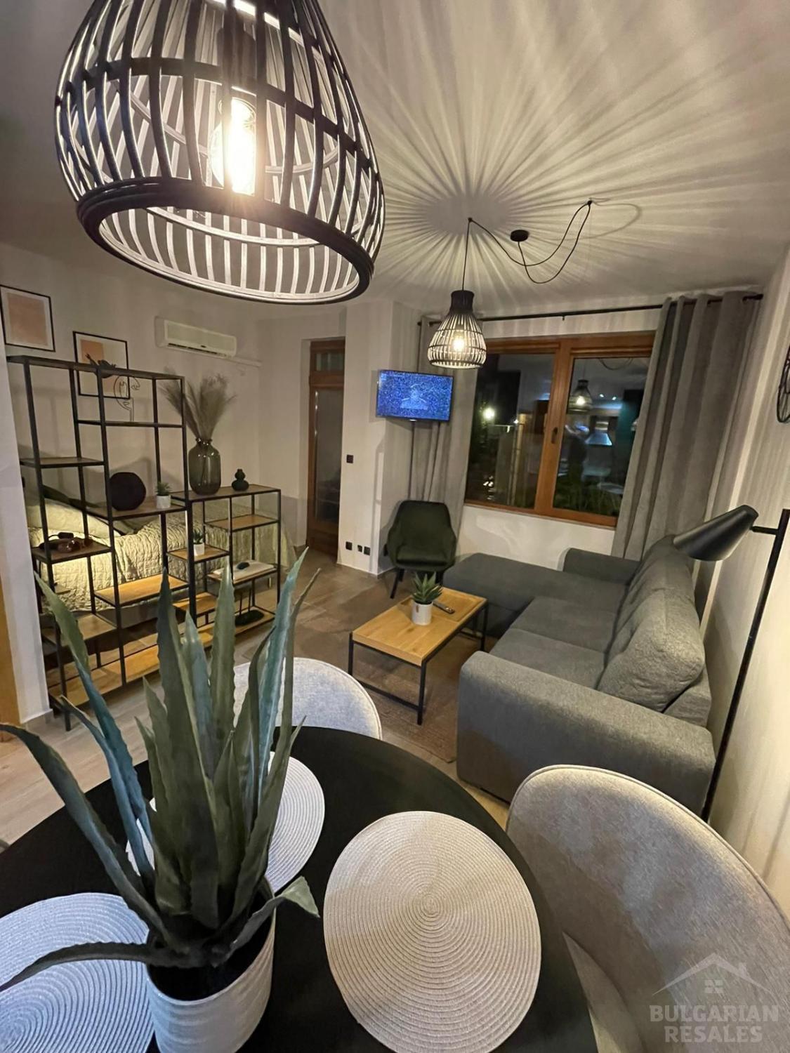 Дизайнерско студио в комплекса на първа линия ID: 4760 - Снимка 2