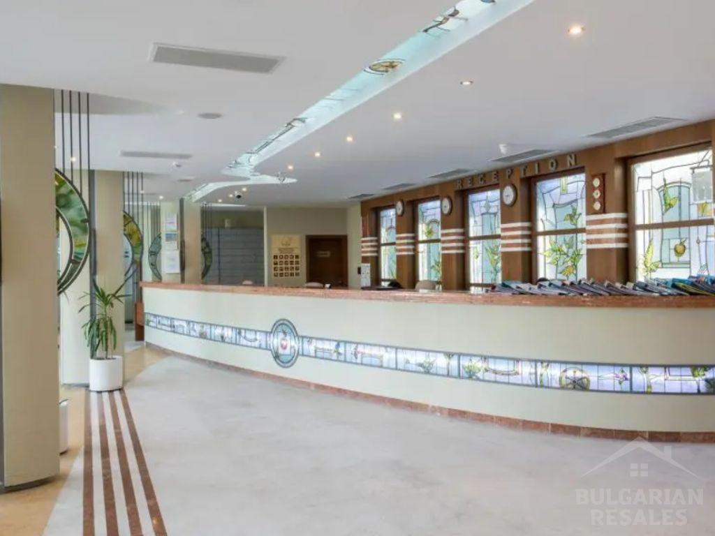 Pierwsza linia! Apartament w kompleksie z eleganckim terenem ID: 5458 - Фото17