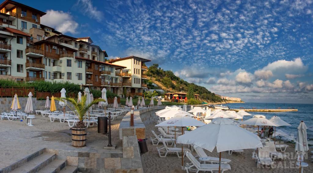 Apartament z 2 sypialniami w kompleksie „Garden of Eden”, Święty Włas ID: 5803 - Фото17