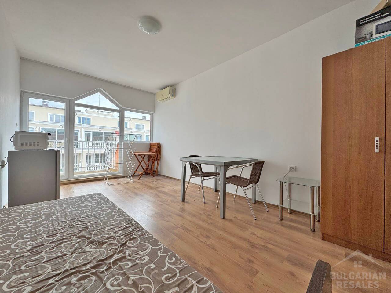 Студия в семейном комплексе с бассейном, курорт Солнечный берег ID: 6088 - Фото 3