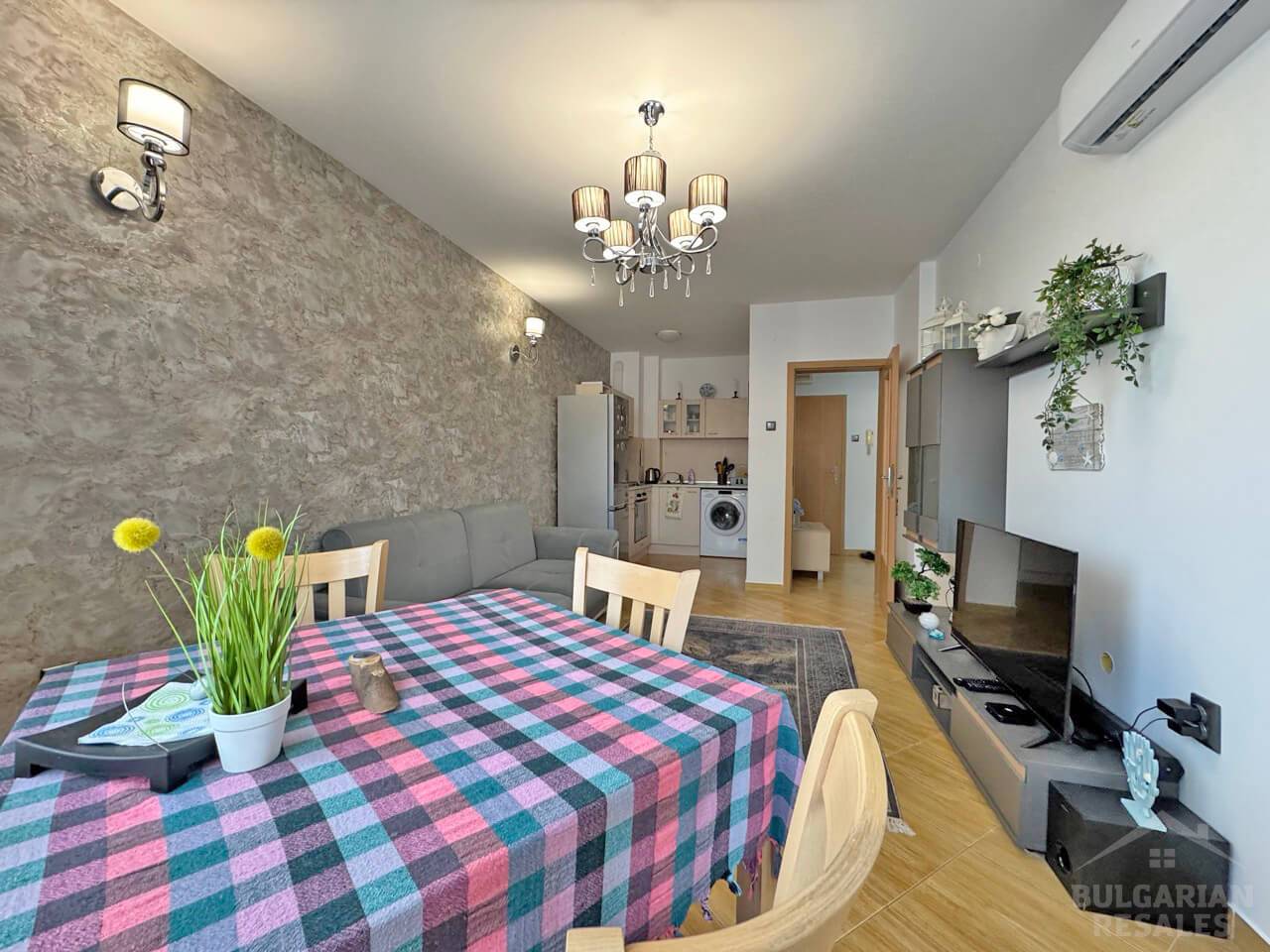 Moderný apartmán s výhľadom na bazén, komplex „Golden Dreams“ ID: 6180 - Фото3