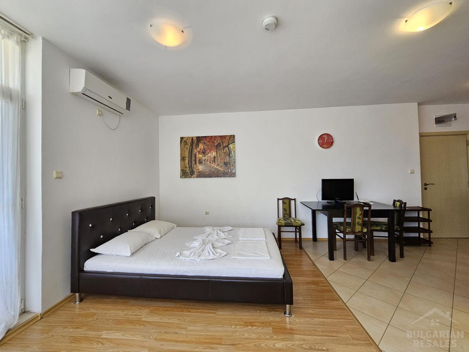 Furnished studio with a large terrace in “Grand Kamelia 2” ID: 5055 - Photo 6