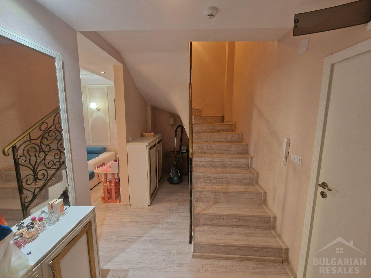 Luksusowy dwupoziomowy apartament z widokiem na basen ID: 4828 - Фото10