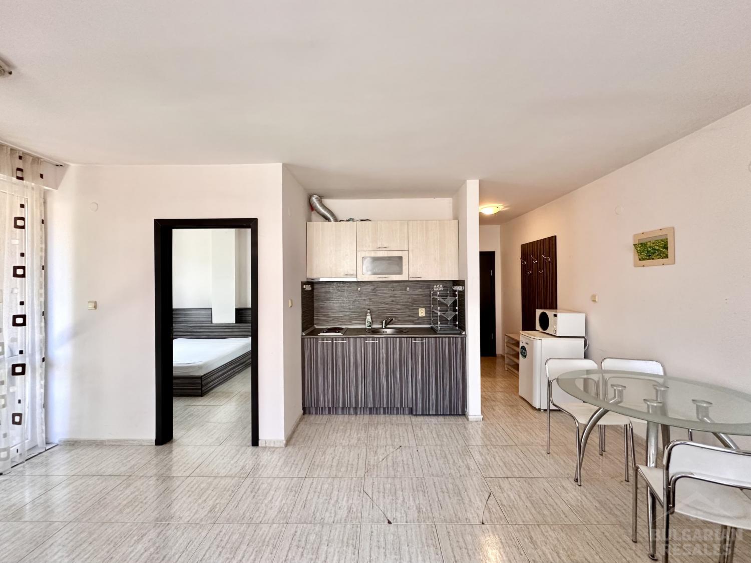 Продава се апартамент на добра цена ID: 4639 - Снимка 3