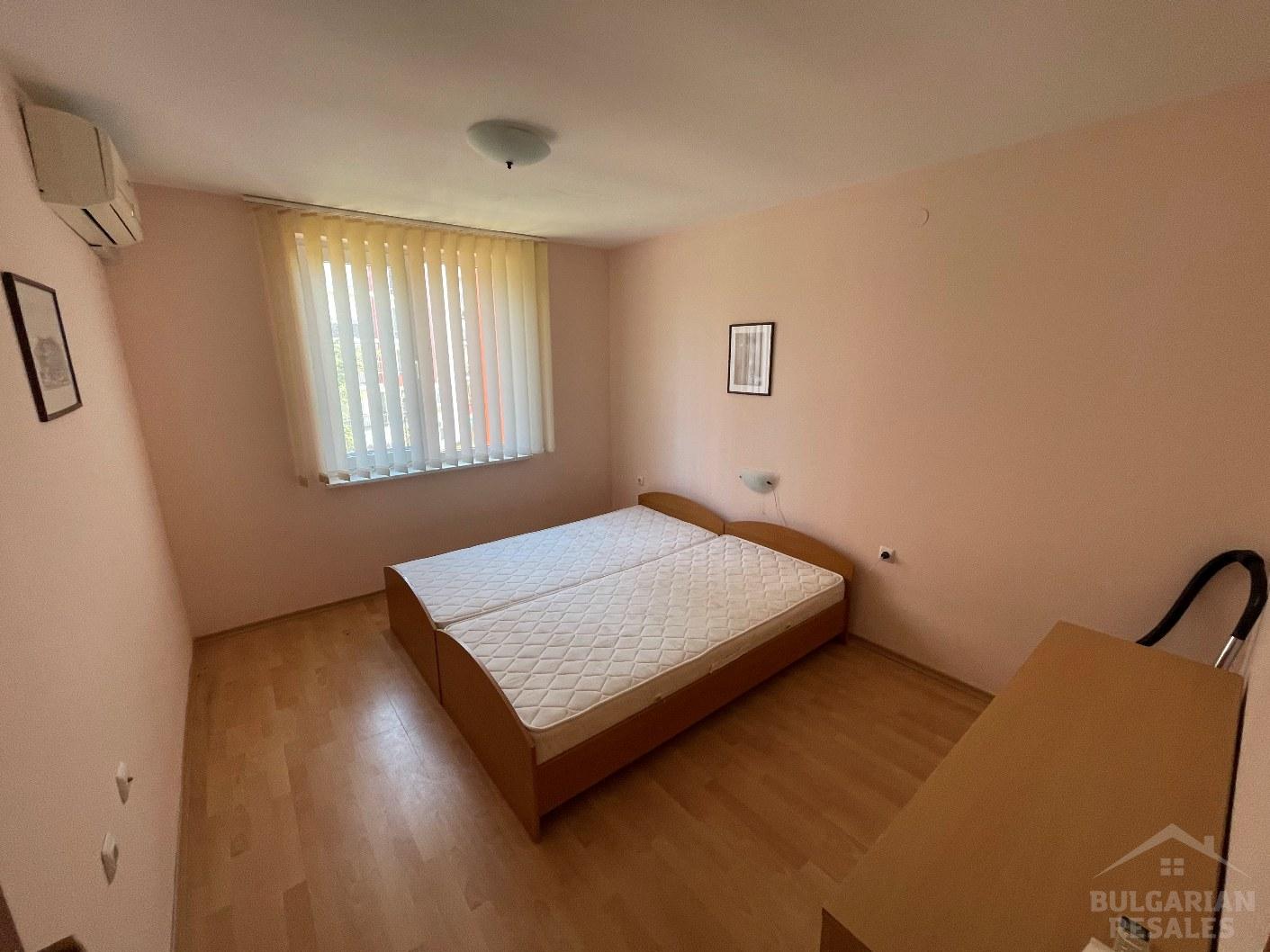 Mieszkanie z jedną sypialnią z bocznym widokiem na morze na pierwszej linii w St. Vlas ID: 3214 - Фото13