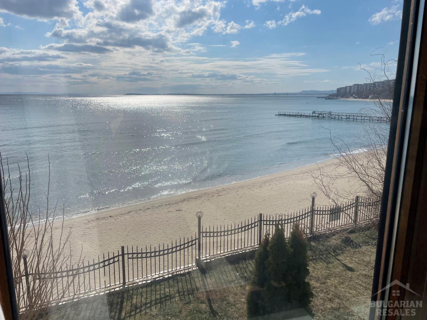 Frontal sea view! Invest right! ID: 3610 - Photo 9