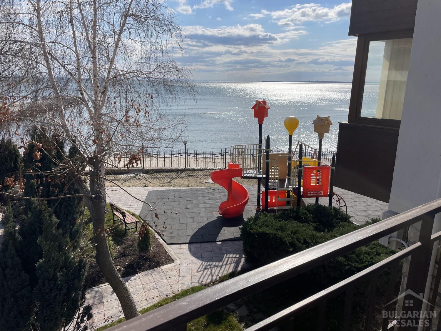 Первая линию у моря! Просторная квартира с красивым видом ID: 3609 - Фото 9