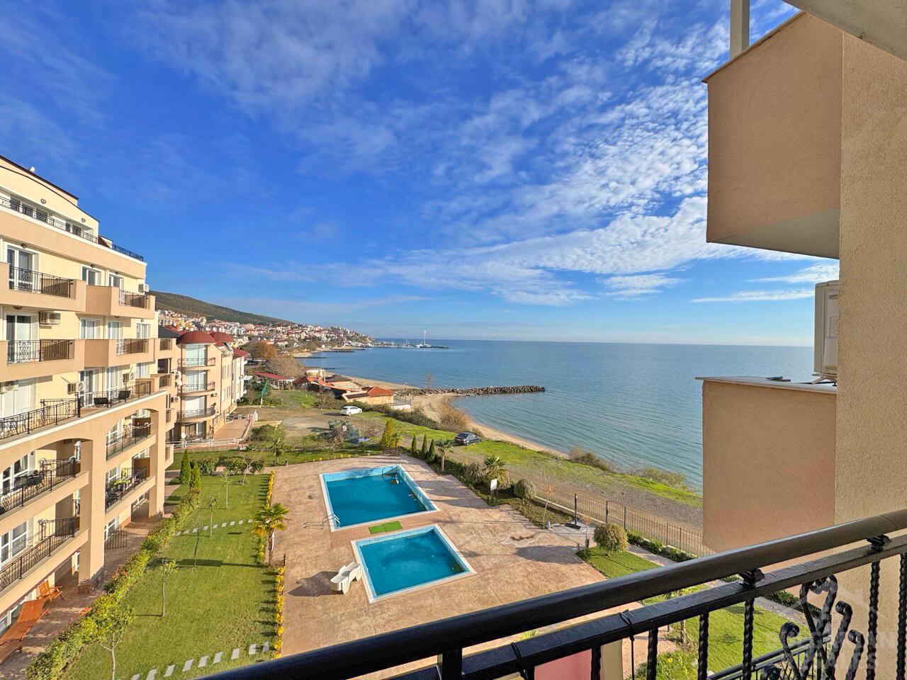 Вид на море! Недвижимость в новом комплексе на первой линии ID: 5777 - Фото 1