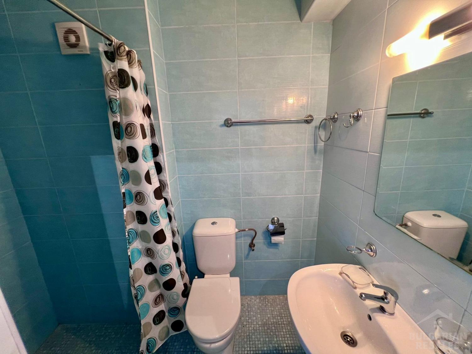 Изглед към басейна и добър ремонт - апартамент в „Kamelia Garden“ ID: 5204 - Снимка 12