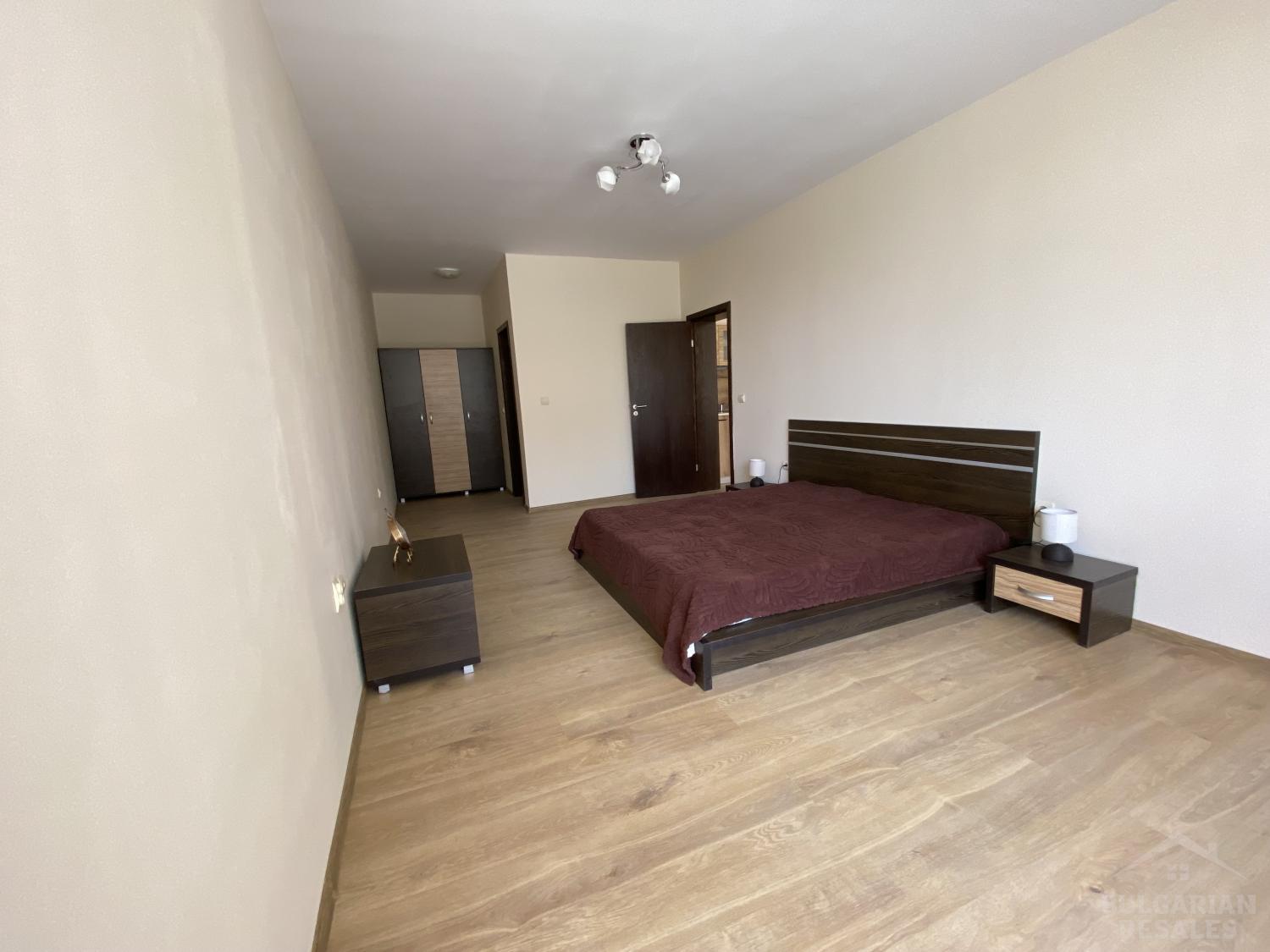 Супер район! Голям апартамент за ценителите на пространството ID: 5273 - Снимка 7