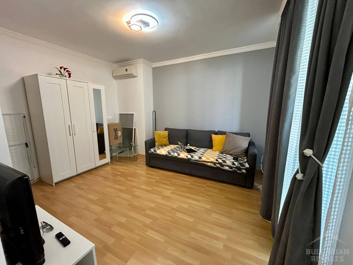 Современная студия с отличной планировкой в 