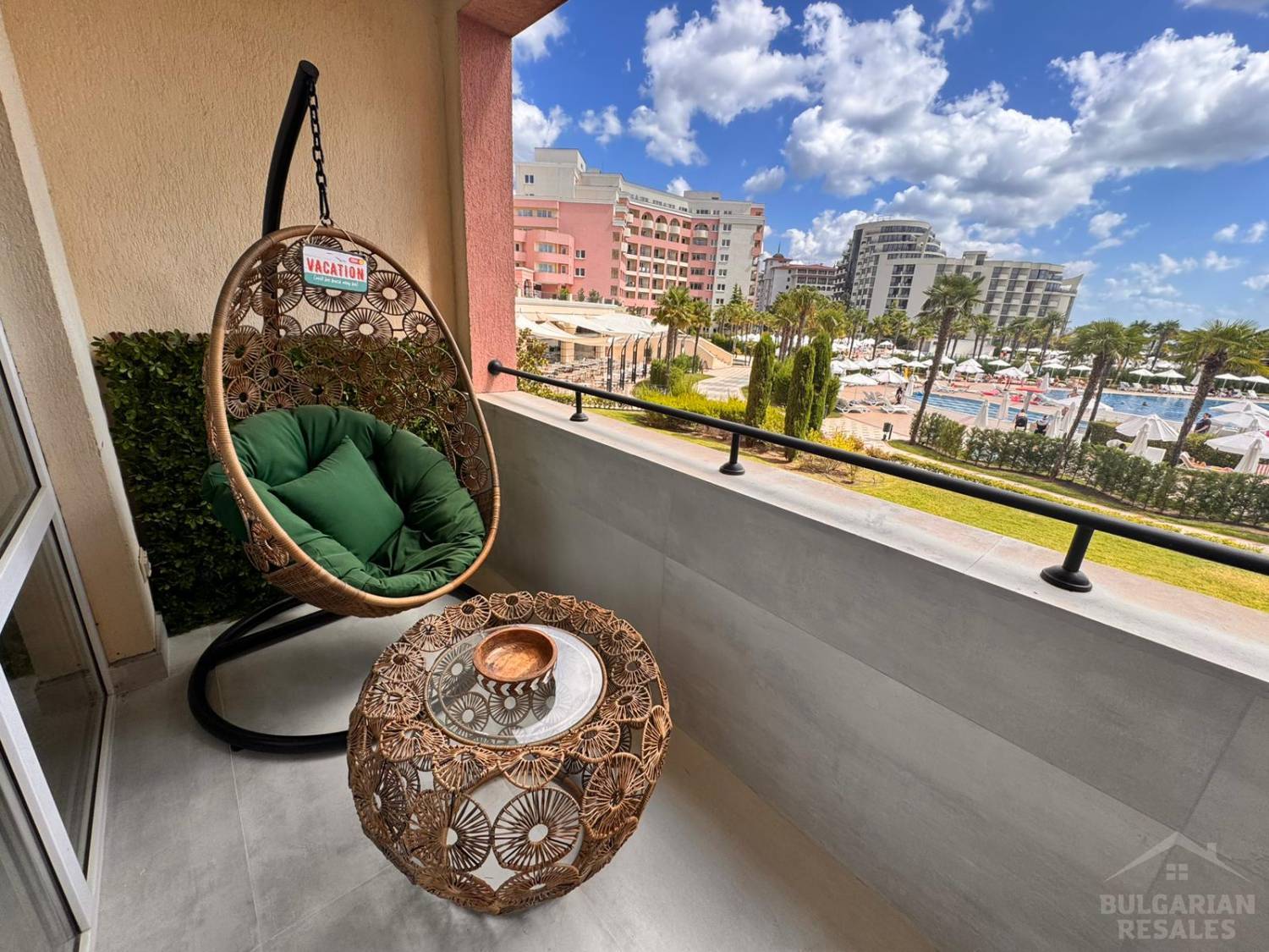 Beachfront, “Majestic Beach Resort” complex, apartment with designer interiors ID: 6090 - Photo 12