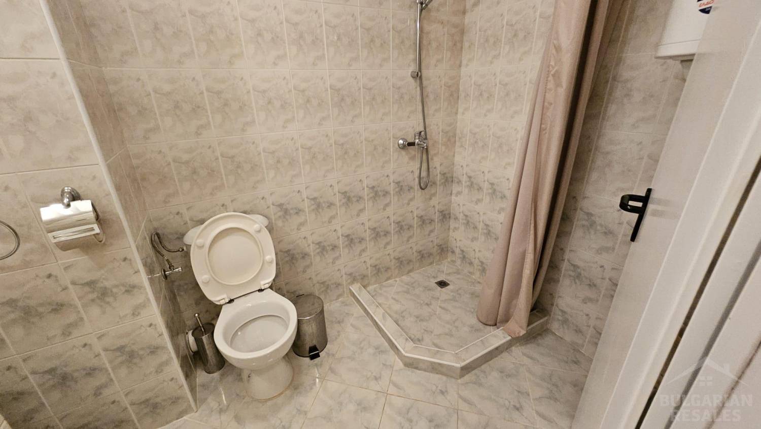 Бюджетная студия с видом на бассейн, комплекс на первой линии 