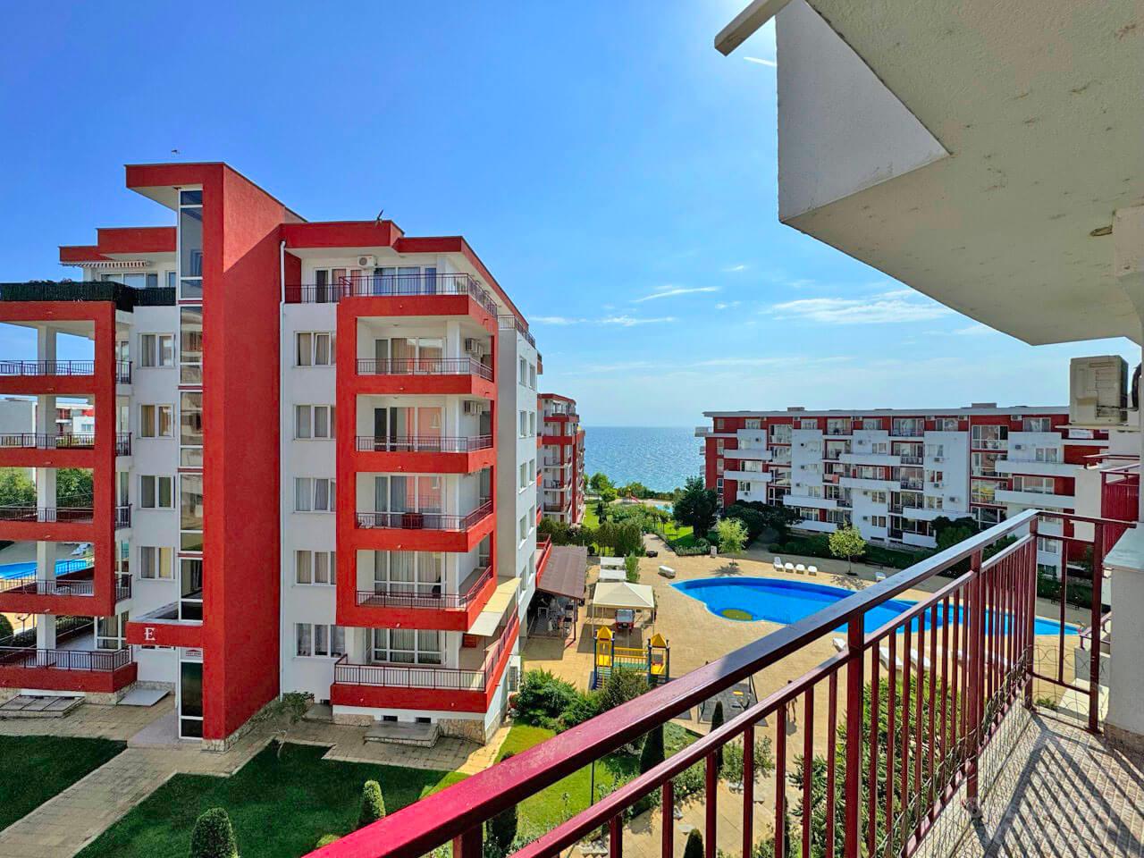 Mieszkanie z ładnym remontem w kompleksie na pierwszej linii ID: 4373 - Фото1