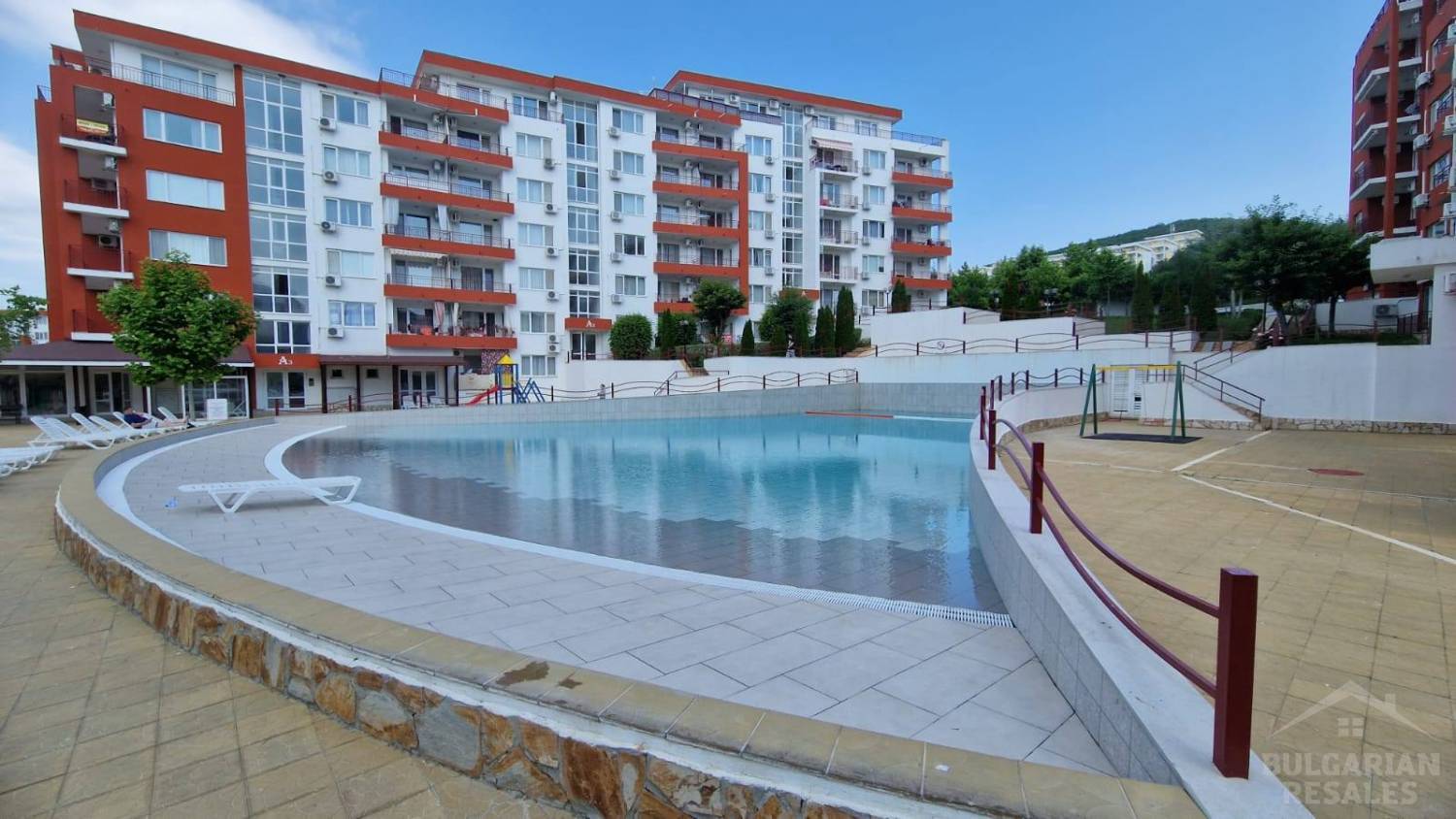 Комфортный апартамент с 1 спальней в комплексе 