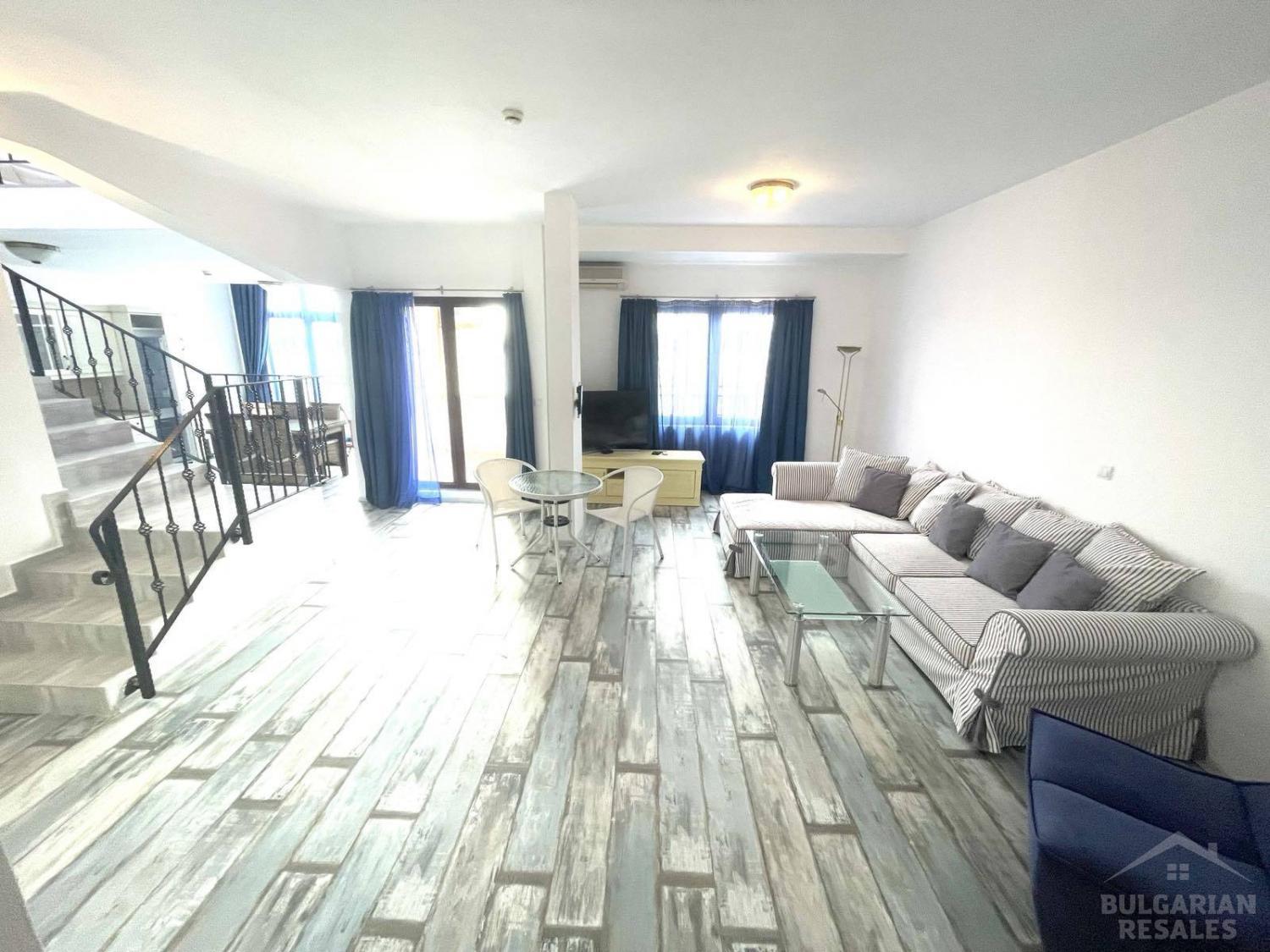 Byt s kvalitnou rekonštrukciou v prvej línii, výhľad na more! ID: 4102 - Фото3