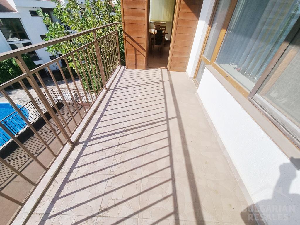 Widok na basen! Nieruchomość w pierwszej linii w Elenite ID: 5461 - Фото8