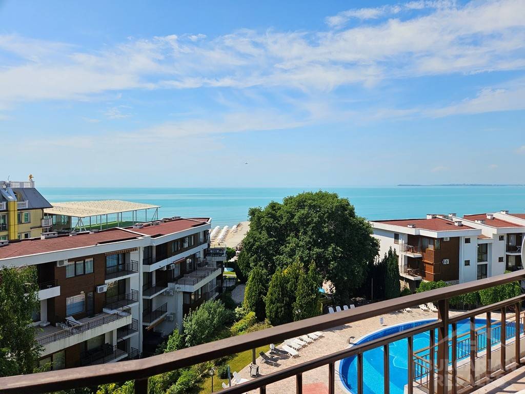 Апартамент на първа линия, изглед към морето, комплекс „Messambria Fort Beach“ ID: 6281 - Снимка 1