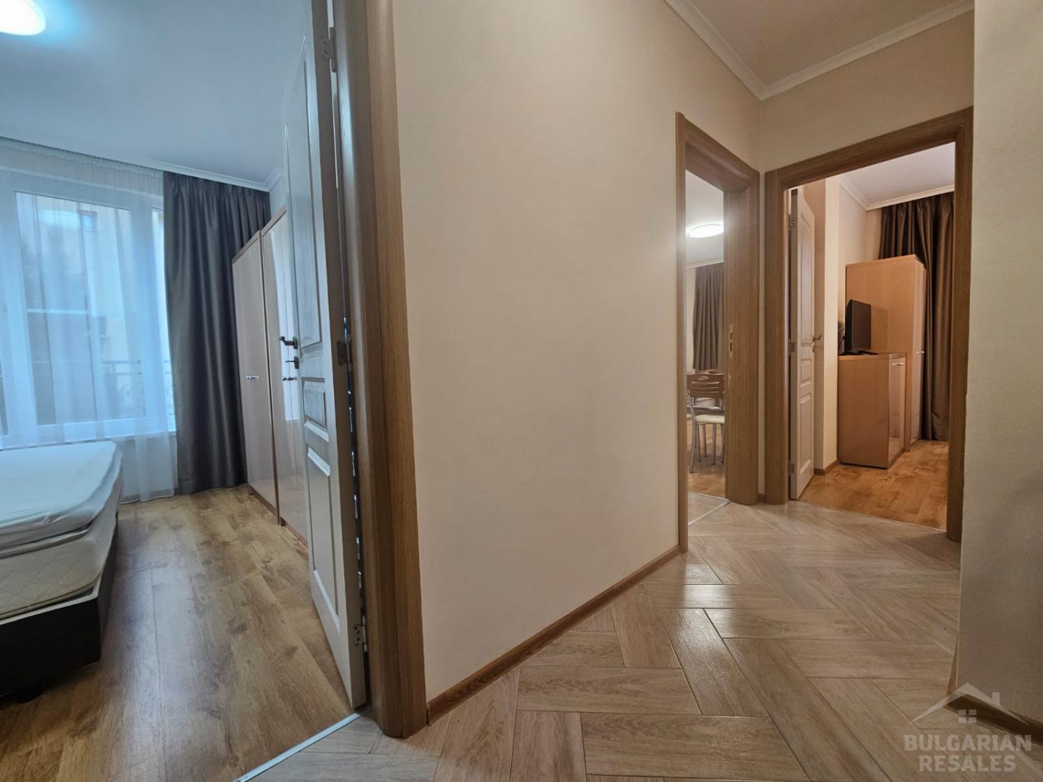 Priestranný a útulný: dvojizbový byt s výhľadom na bazén  ID: 4715 - Фото6