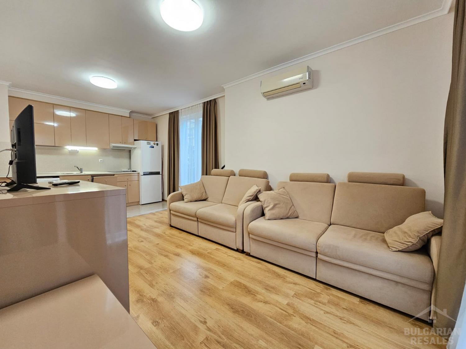 Просторен и уютен: апартамент с две спални и изглед към басейна  ID: 4715 - Снимка 3