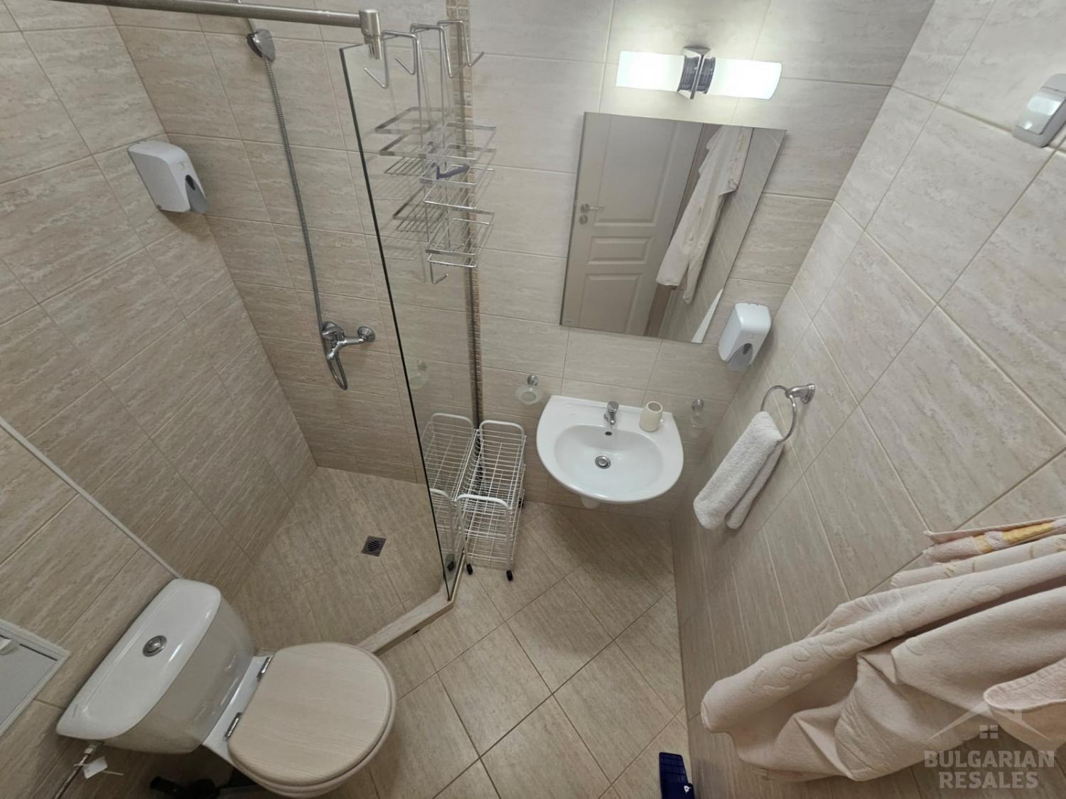 Просторен и уютен: апартамент с две спални и изглед към басейна  ID: 4715 - Снимка 13