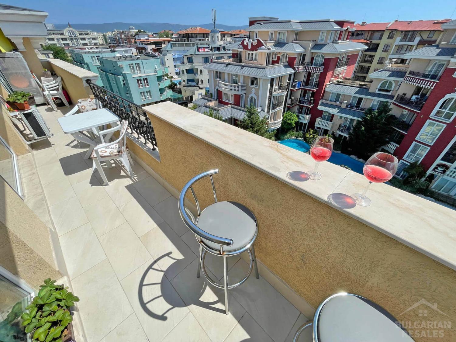 Двустаен апартамент с изглед към басейна в луксозен комплекс ID: 4284 - Снимка 3