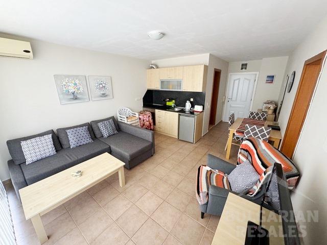 Flat in a good to live in the complex, large area! ID: 4331 - Photo 1