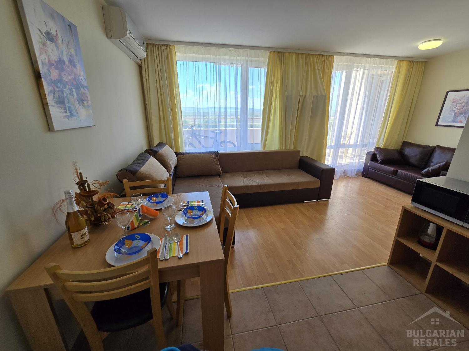 Светлая квартира с мебелью в 