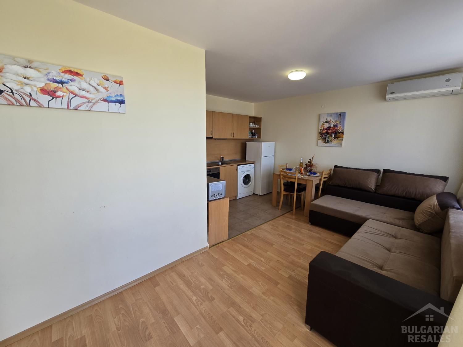 Светлая квартира с мебелью в 