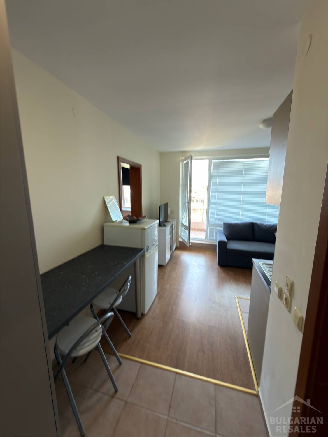 Квартира с мебелью в круглогодичном комплексе 