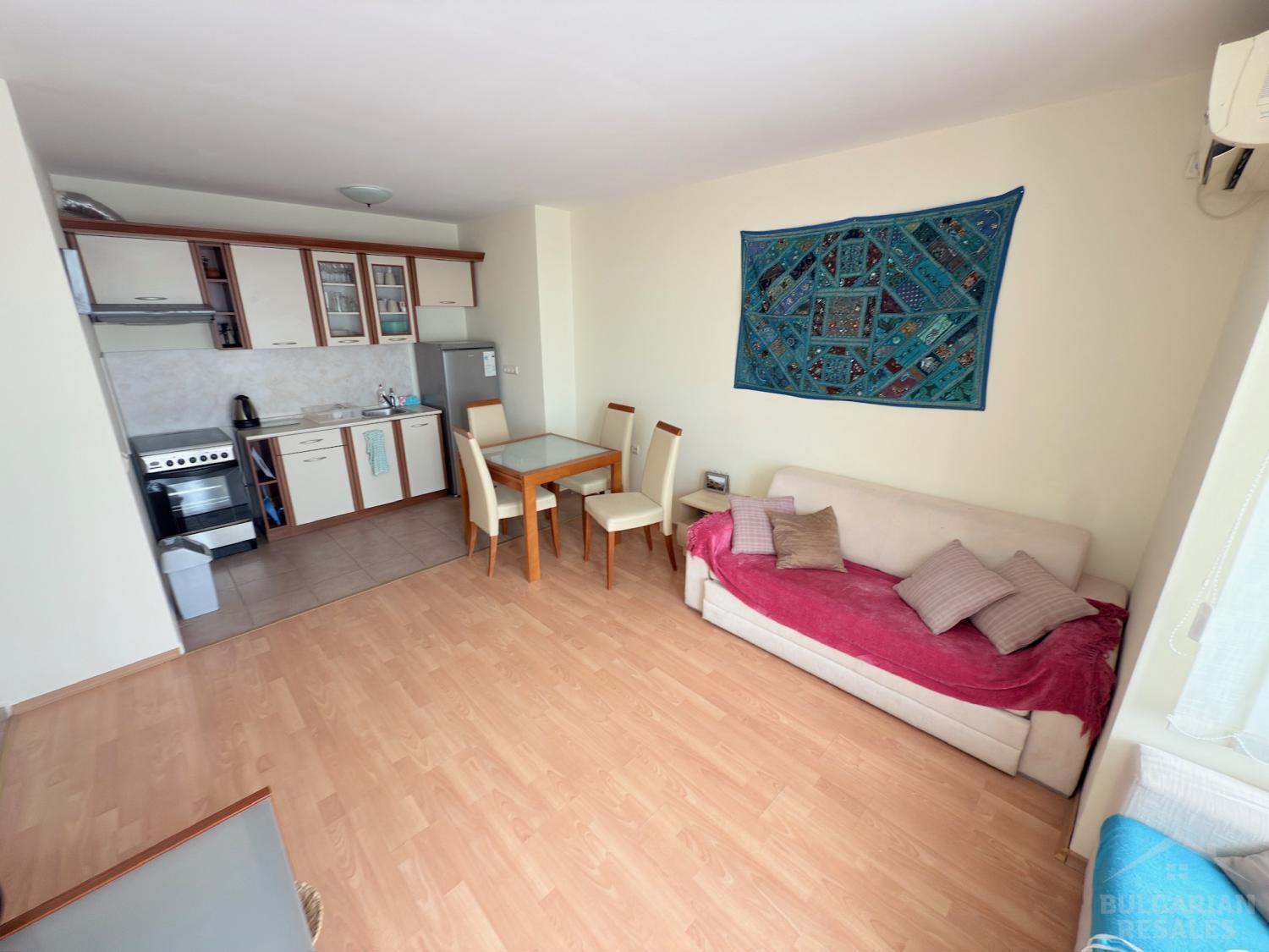 Dobra inwestycja! Mieszkanie z meblami i widokiem na basen ID: 5059 - Фото3