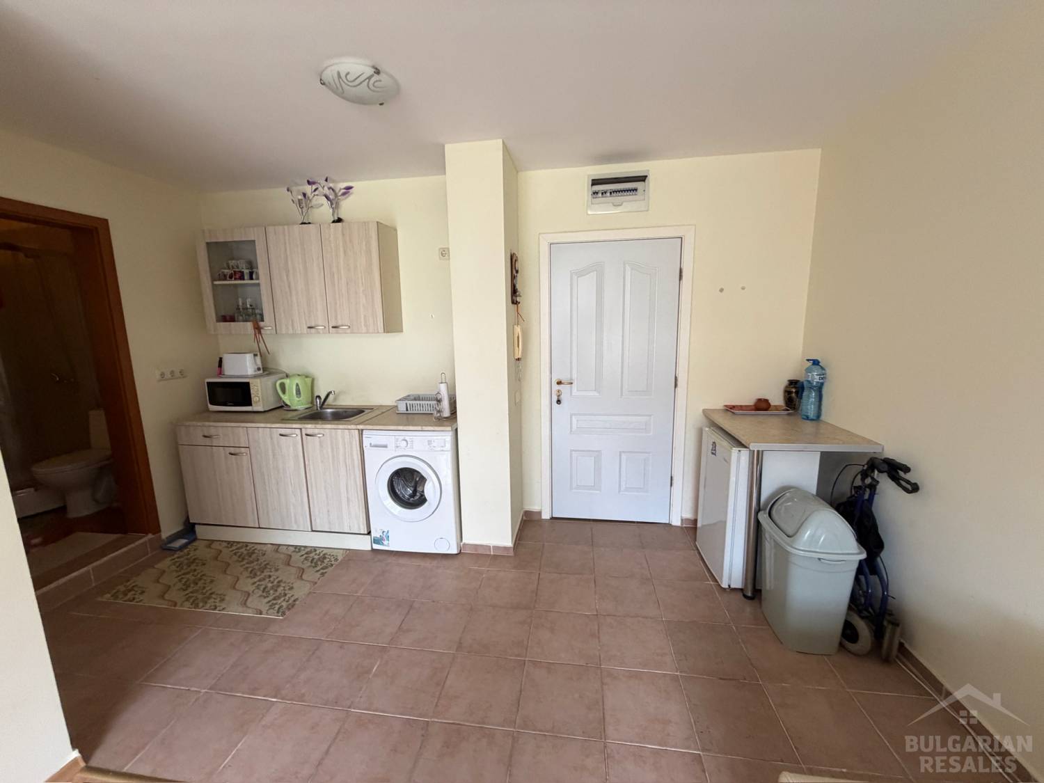 Вид на бассейн! Готовый апартамент в хорошем состоянии, комплекс 