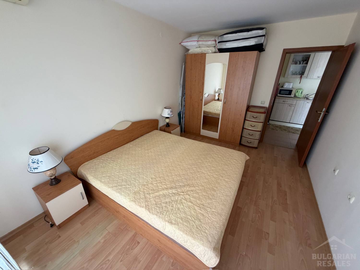 Вид на бассейн! Готовый апартамент в хорошем состоянии, комплекс 