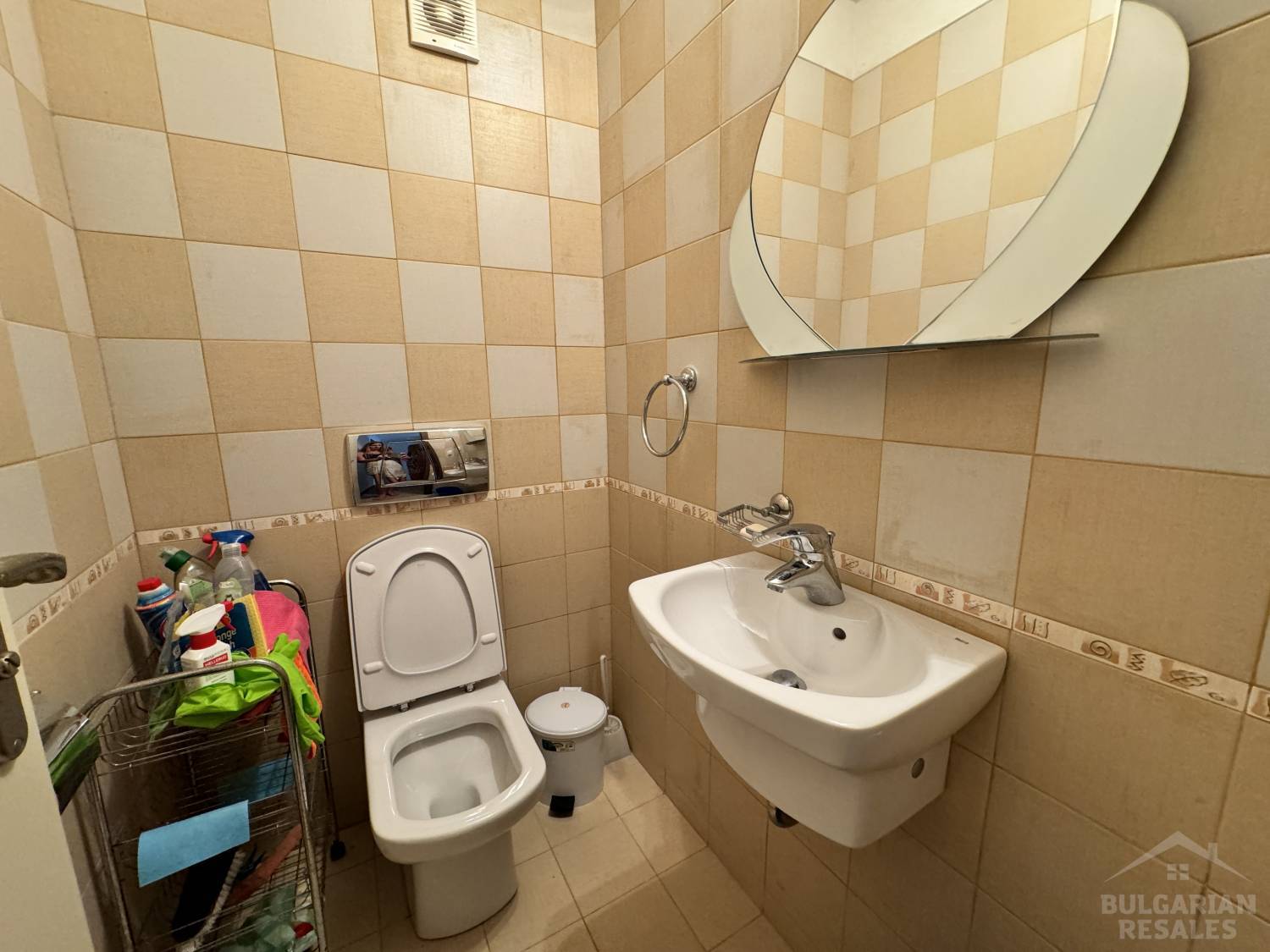Priamo pri mori! Dvojizbový apartmán v komplexe s krásnym zeleným areálom v Lozeneci ID: 6113 - Фото12