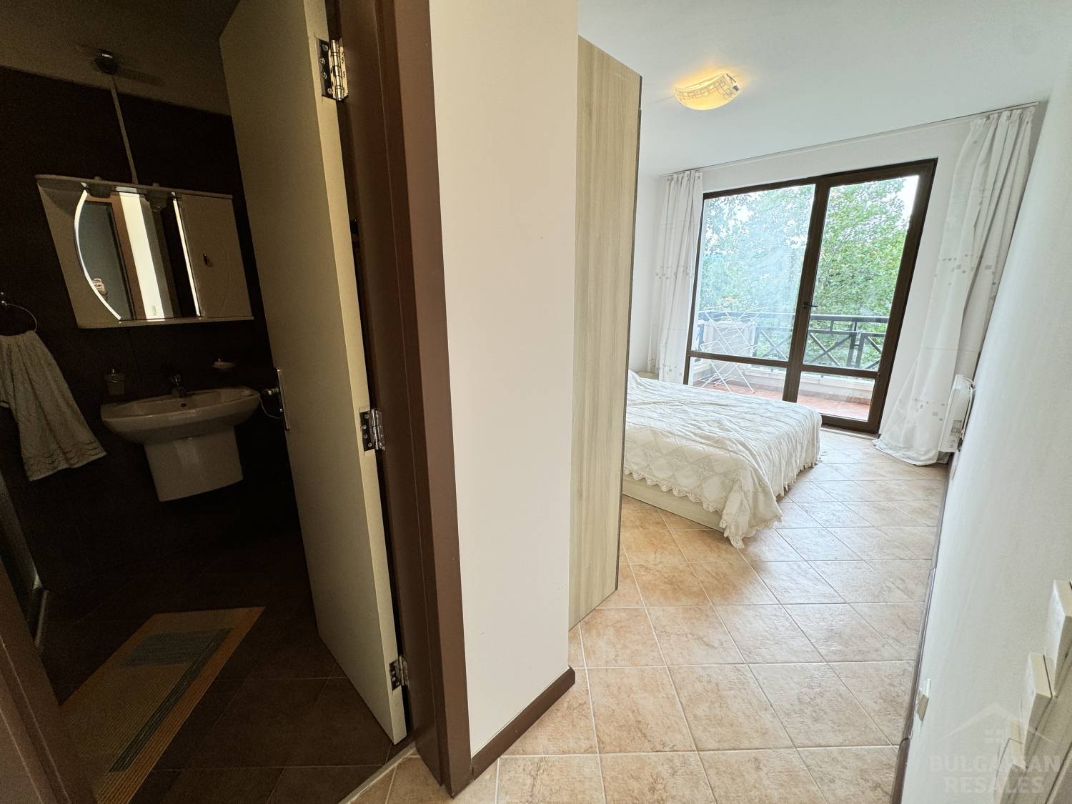 Priamo pri mori! Dvojizbový apartmán v komplexe s krásnym zeleným areálom v Lozeneci ID: 6113 - Фото8