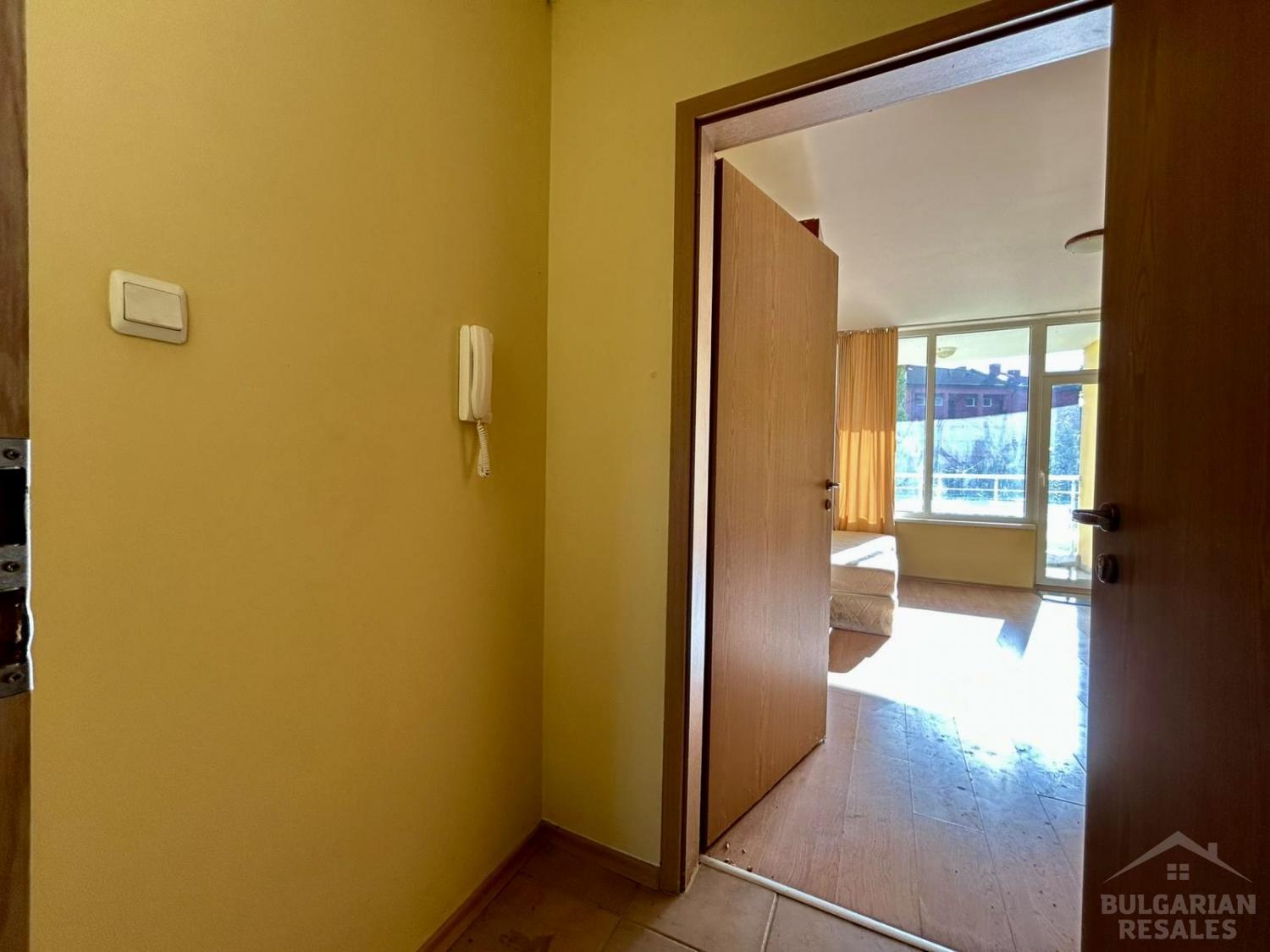 Недорогая студия на первой линии в Равде ID: 5729 - Фото 9