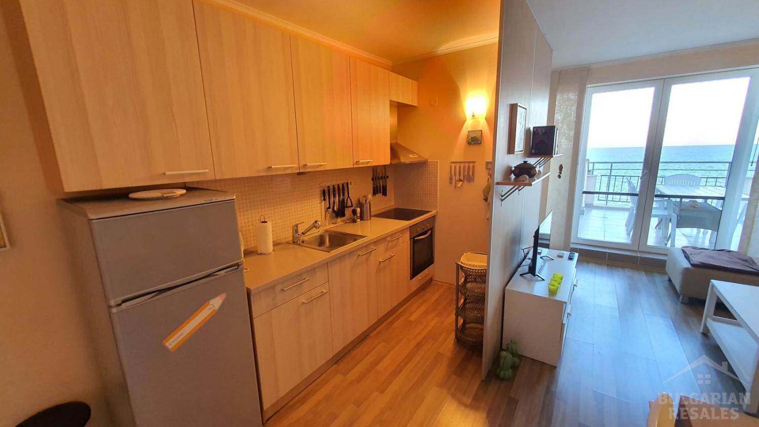 Trzy pokoje, pierwsza linia, mieszkanie w Obzor. ID: 3918 - Фото5