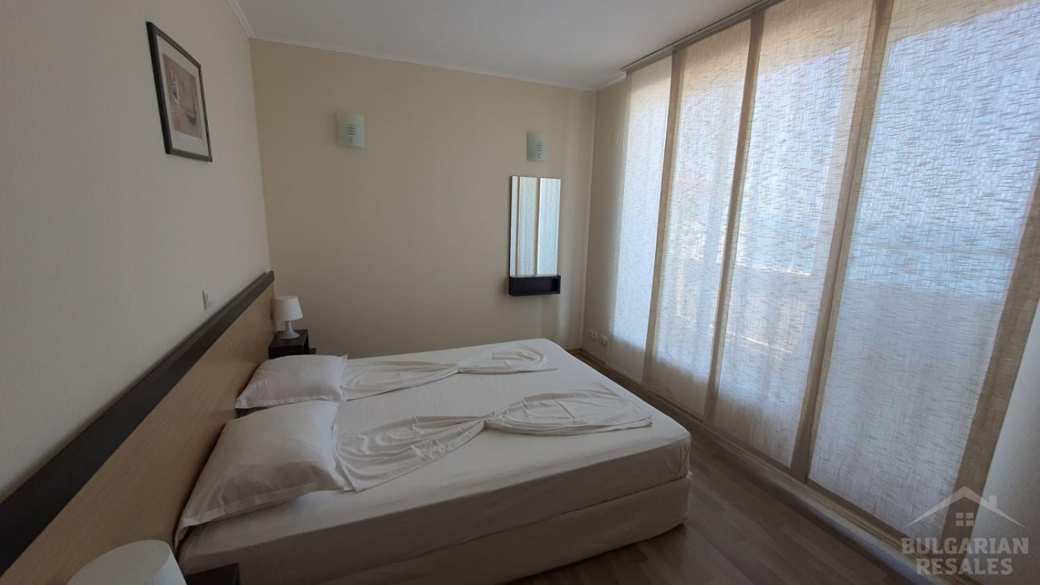 Апартамент с две спални на първа линия на брега на морето! Супер инвестиция! ID: 3917 - Снимка 8